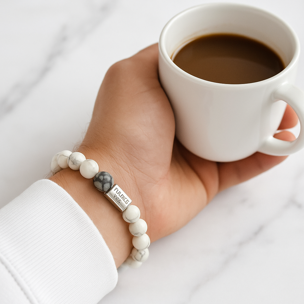 Bracelet en Howlite naturelle – Force, Courage & Énergie